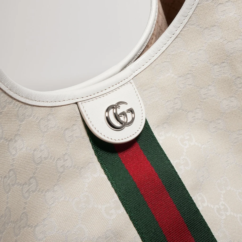 Gucci Giglio GG Suede Oversized Tote Bag - White