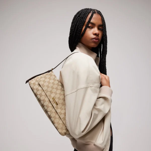 Gucci Madison Medium Shoulder Bag - Beige