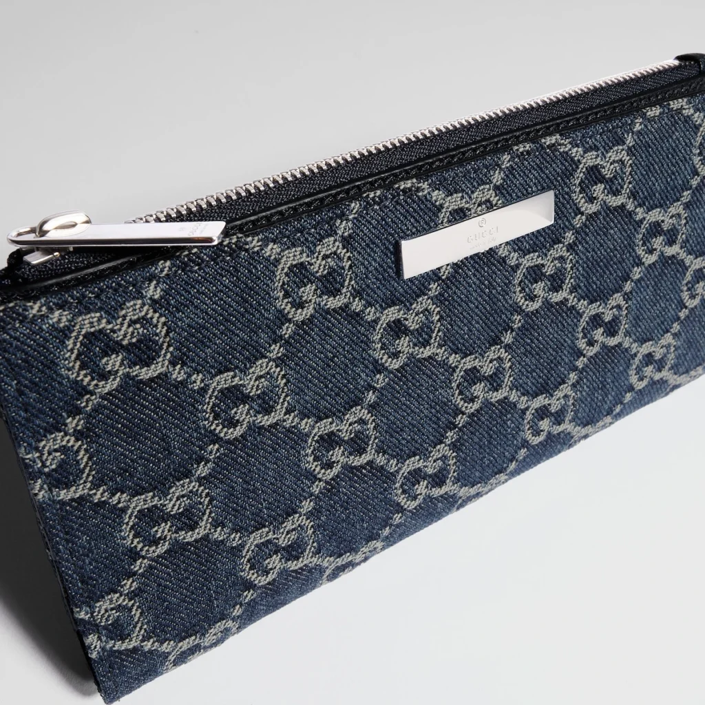 Gucci Web Zip Around Wallet - Blue