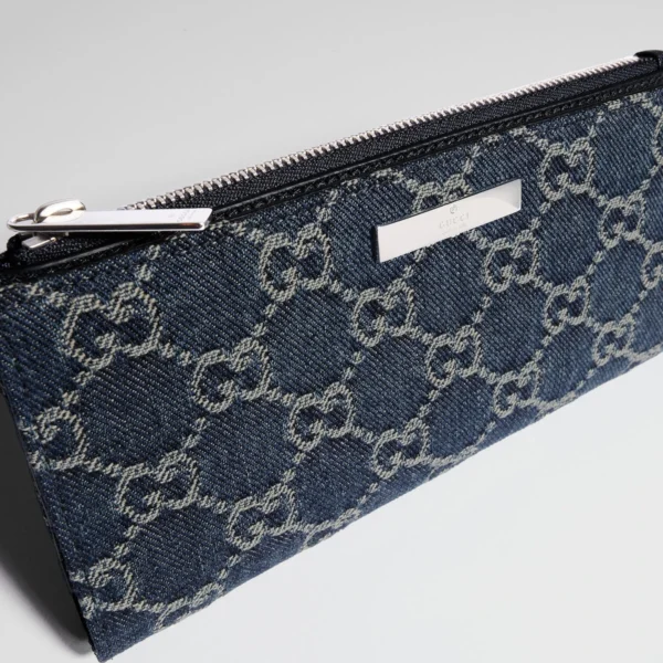 Gucci Web Zip Around Wallet - Blue